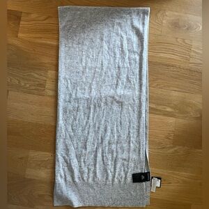 Brand new club Monaco Cashmere scarf